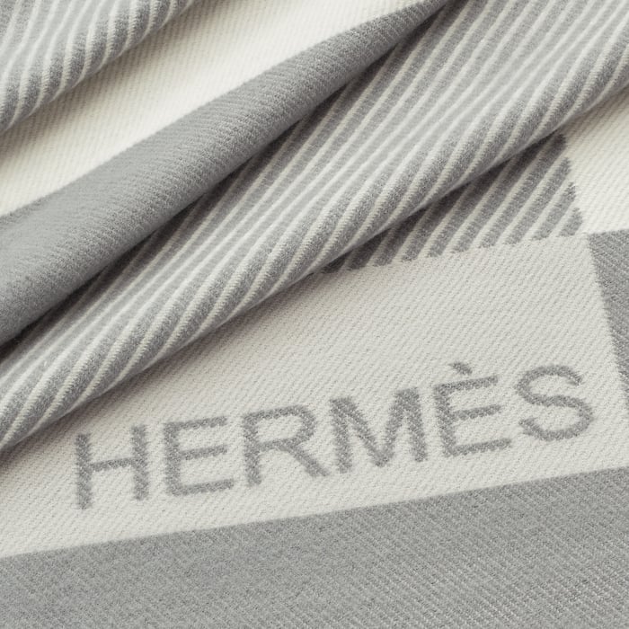 Gris H Riviera Blanket