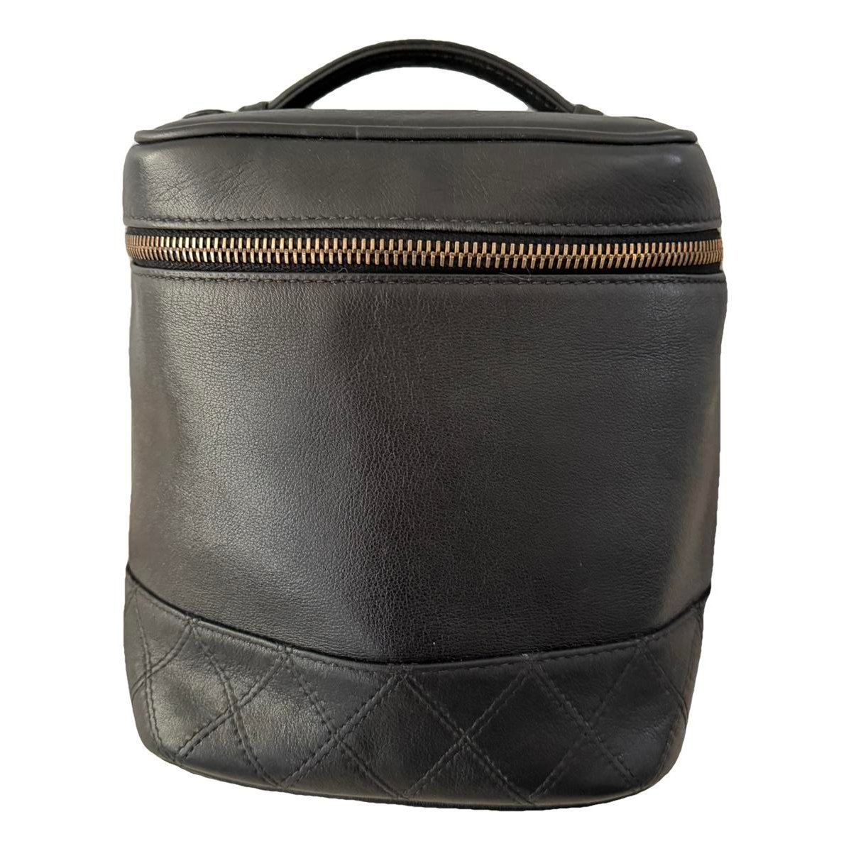 Trendy CC Vanity leather handbag