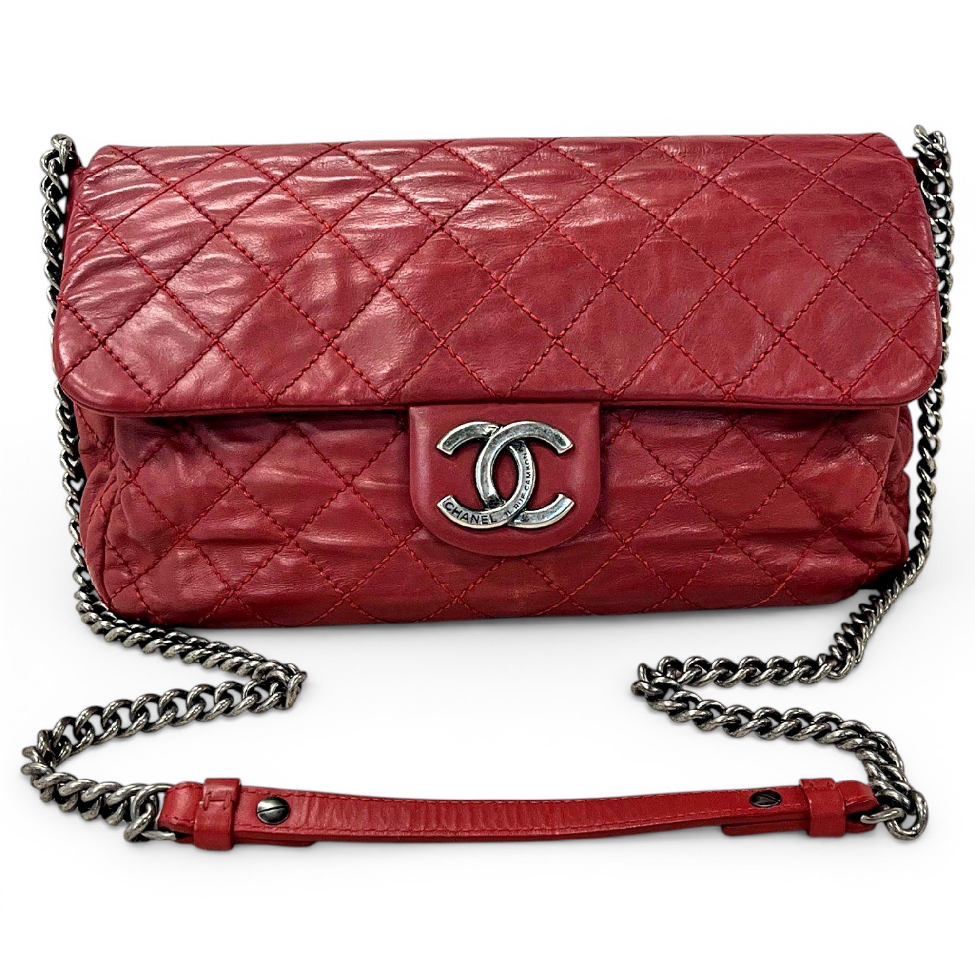 Timeless/Classique leather crossbody bag