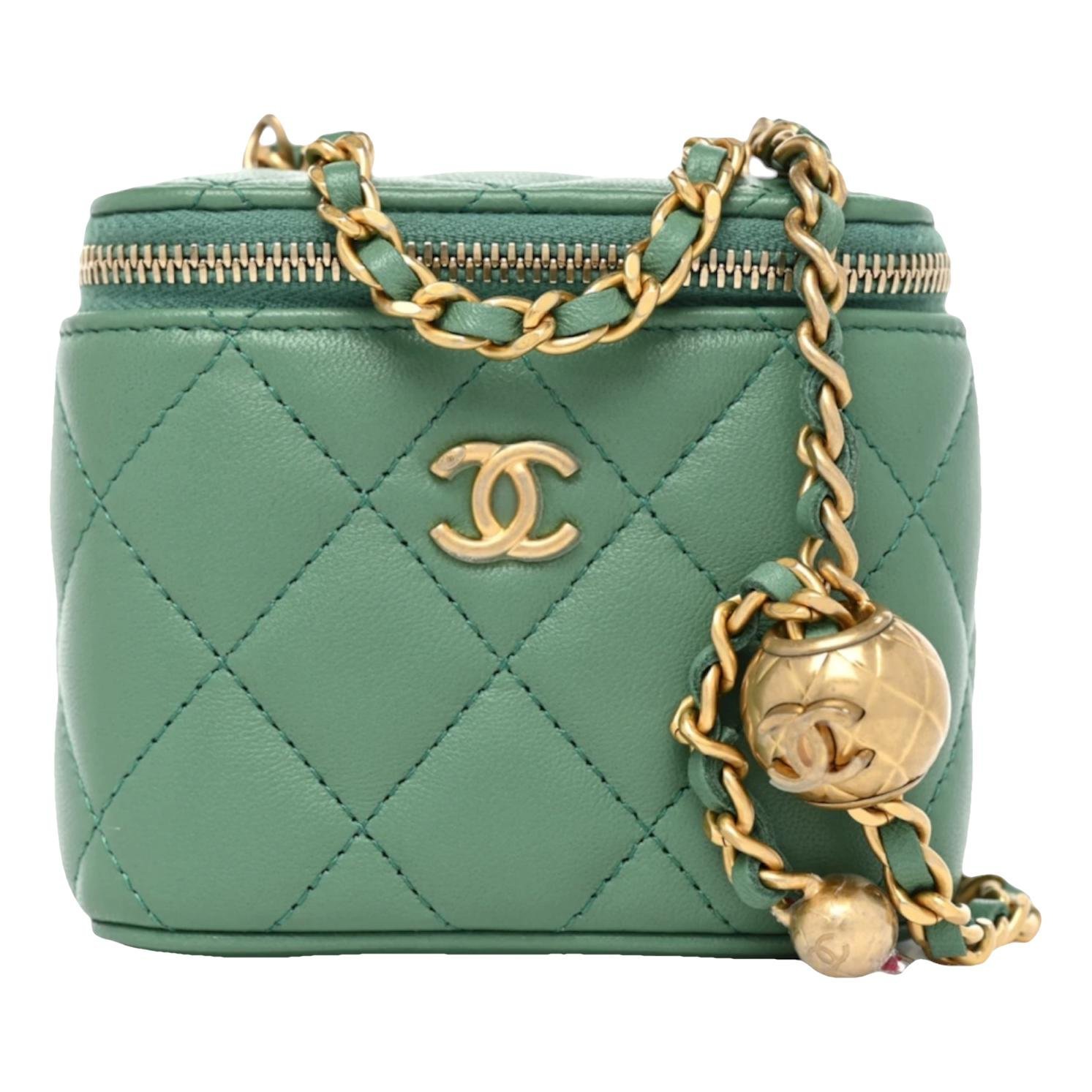 Trendy CC Vanity leather handbag
