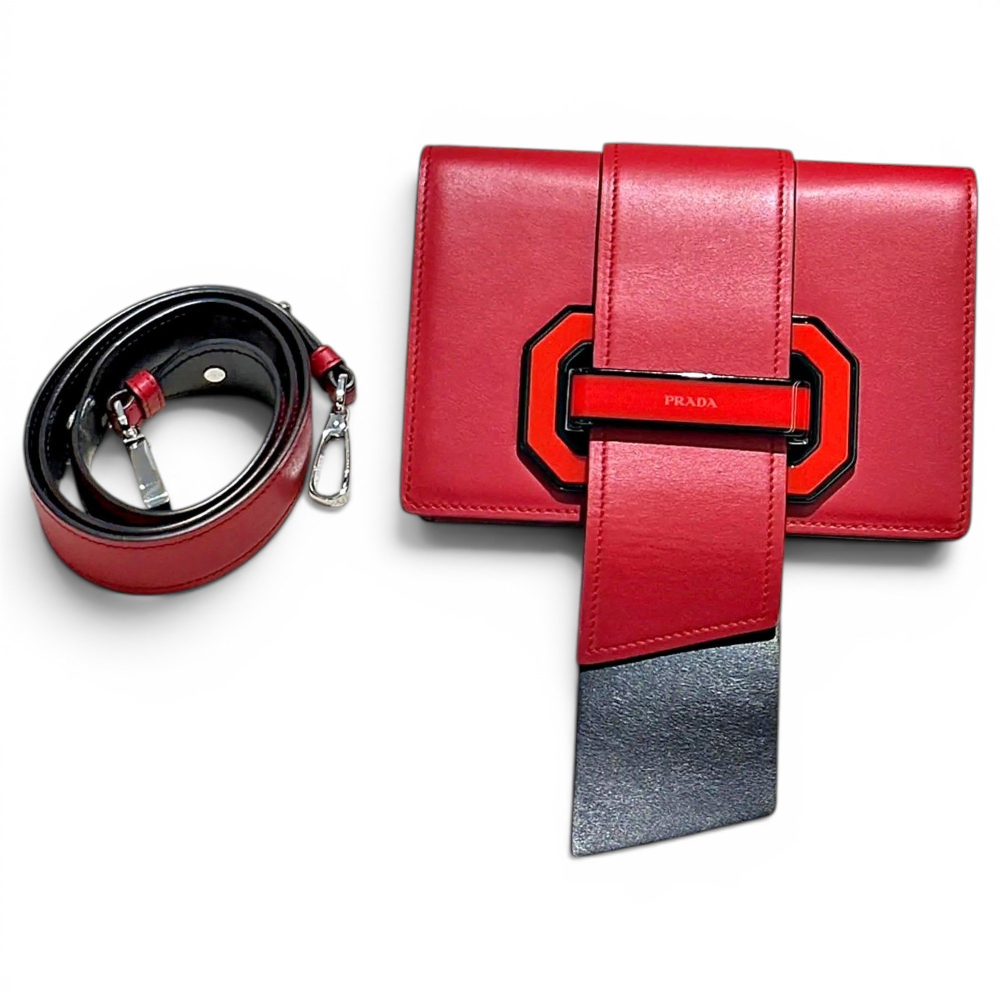 Ribbon leather crossbody bag
