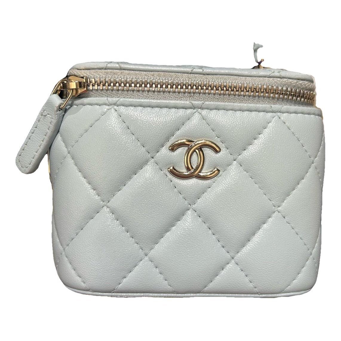 Trendy CC Vanity leather handbag