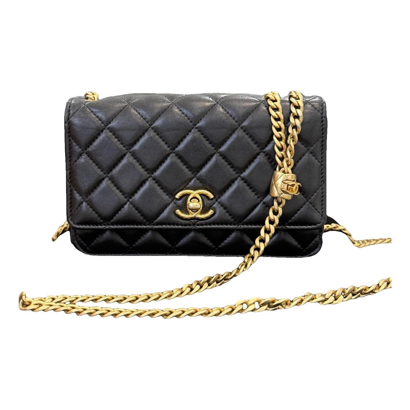 Wallet On Chain Gabrielle leather crossbody bag