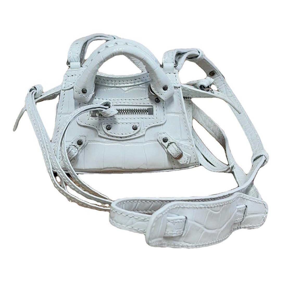Neo Classic leather handbag