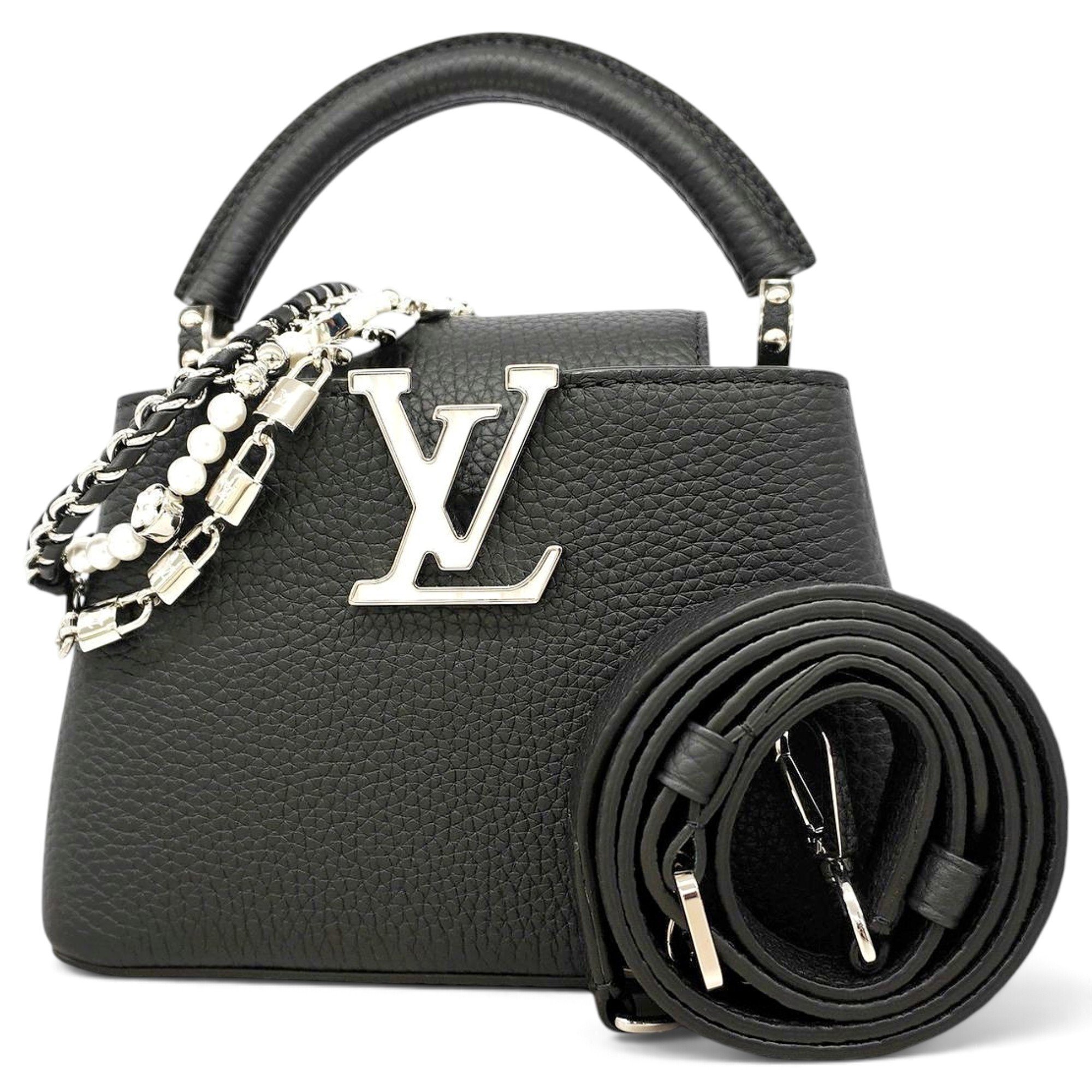 Capucines leather handbag