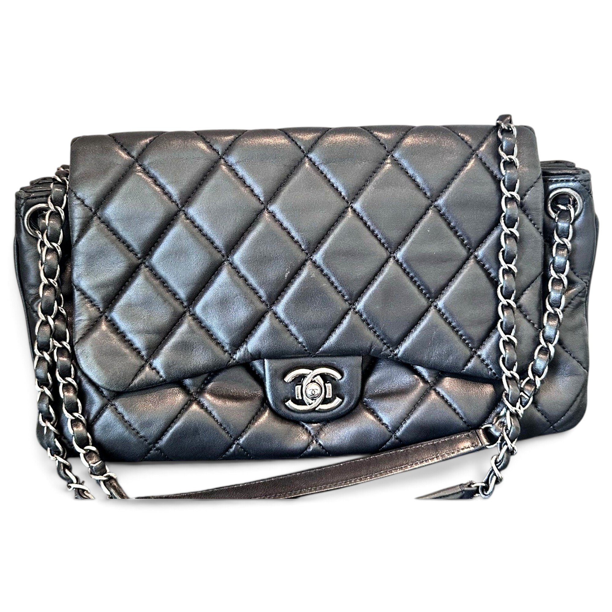 Timeless/Classique leather crossbody bag