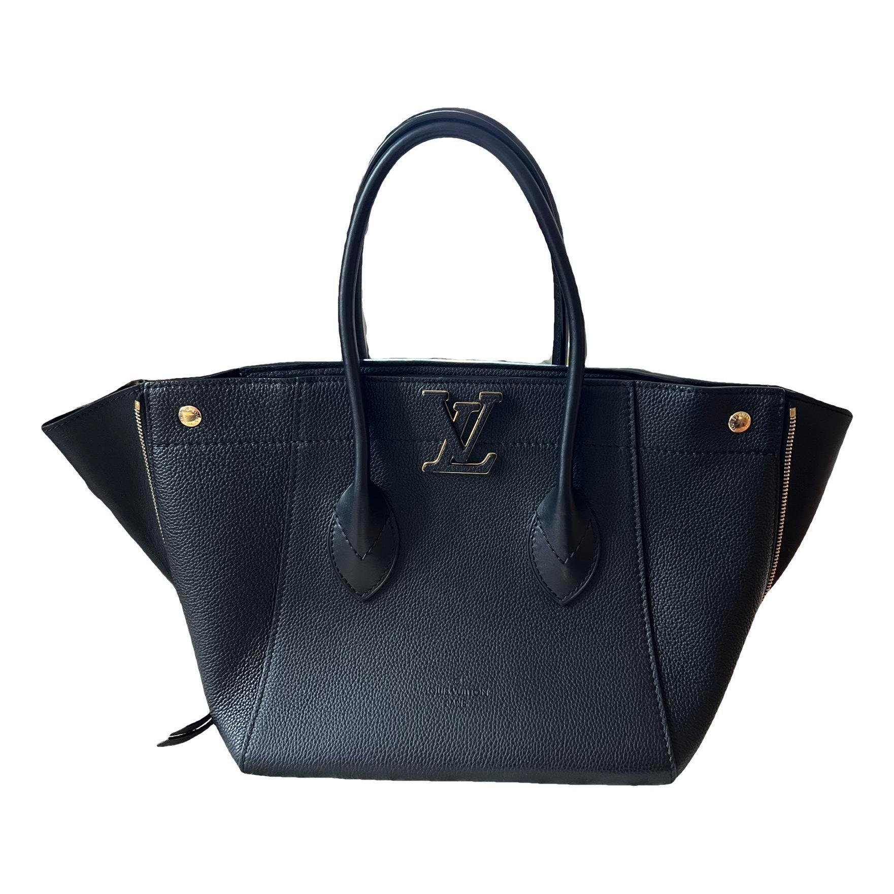 Leather tote