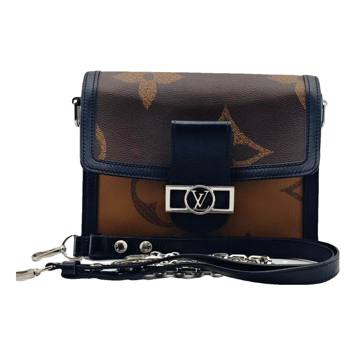 Dauphine leather handbag