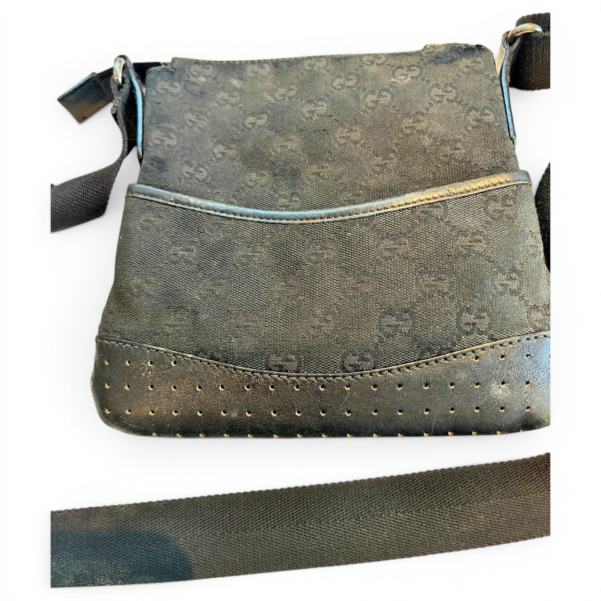Cloth crossbody bag