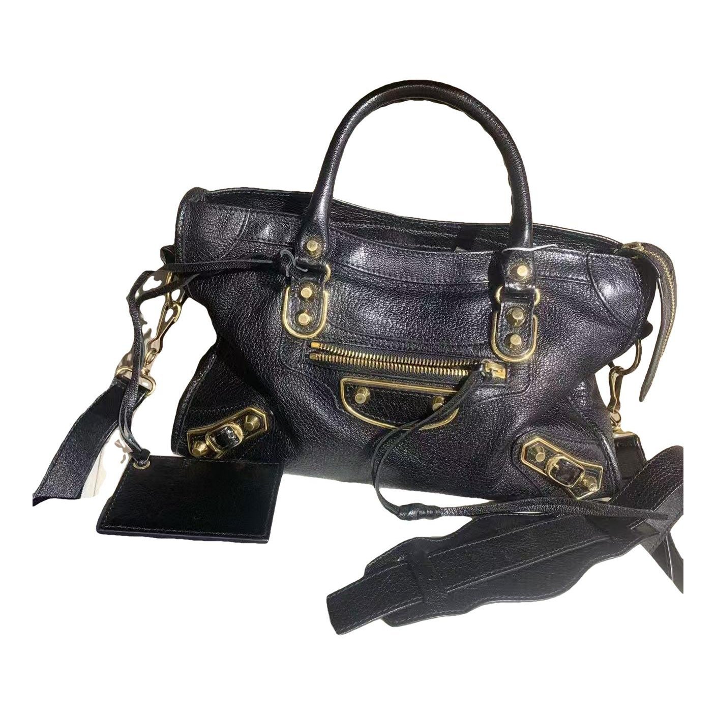 City leather handbag