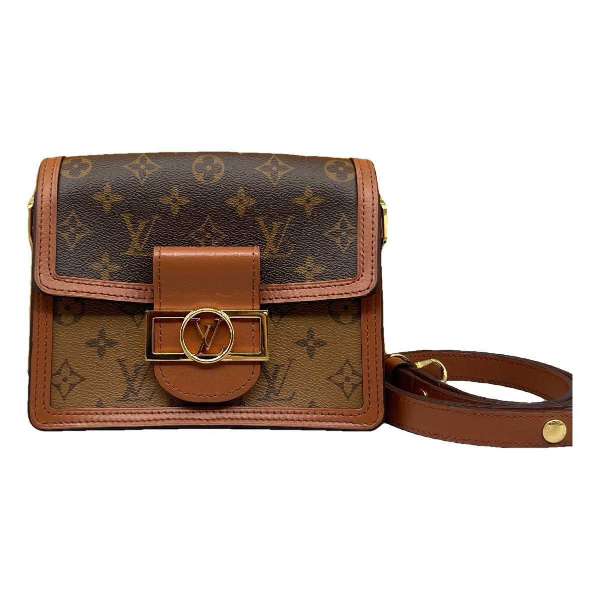 Dauphine leather handbag