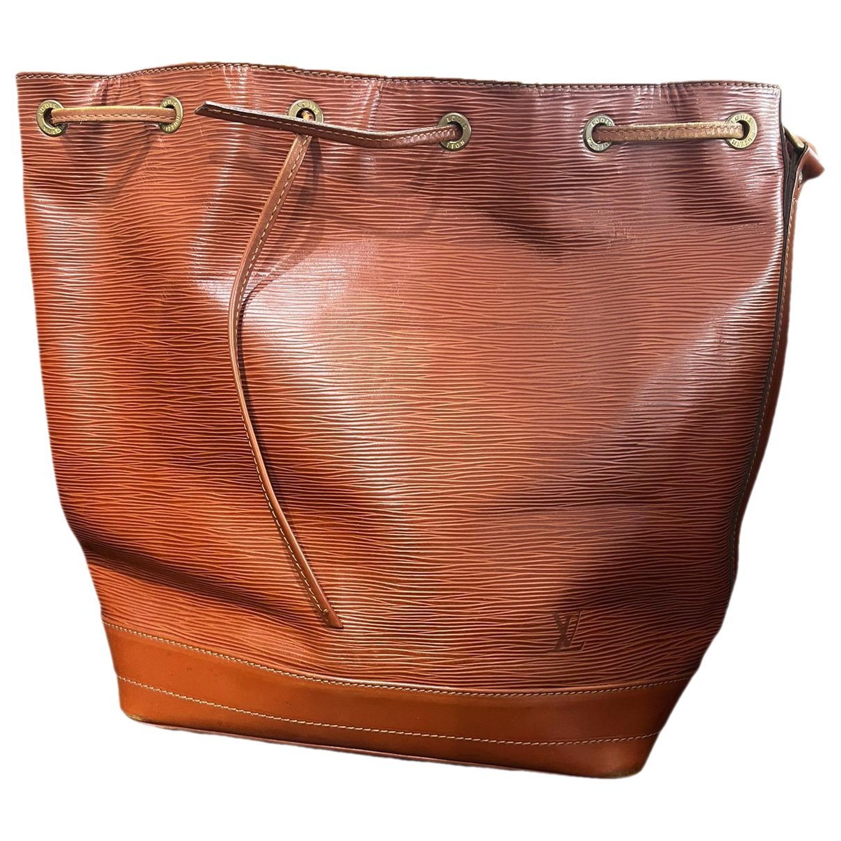 Noé leather handbag