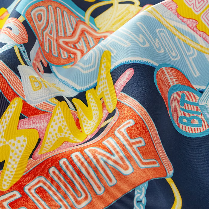 Chevaloscope Neon Scarf 45