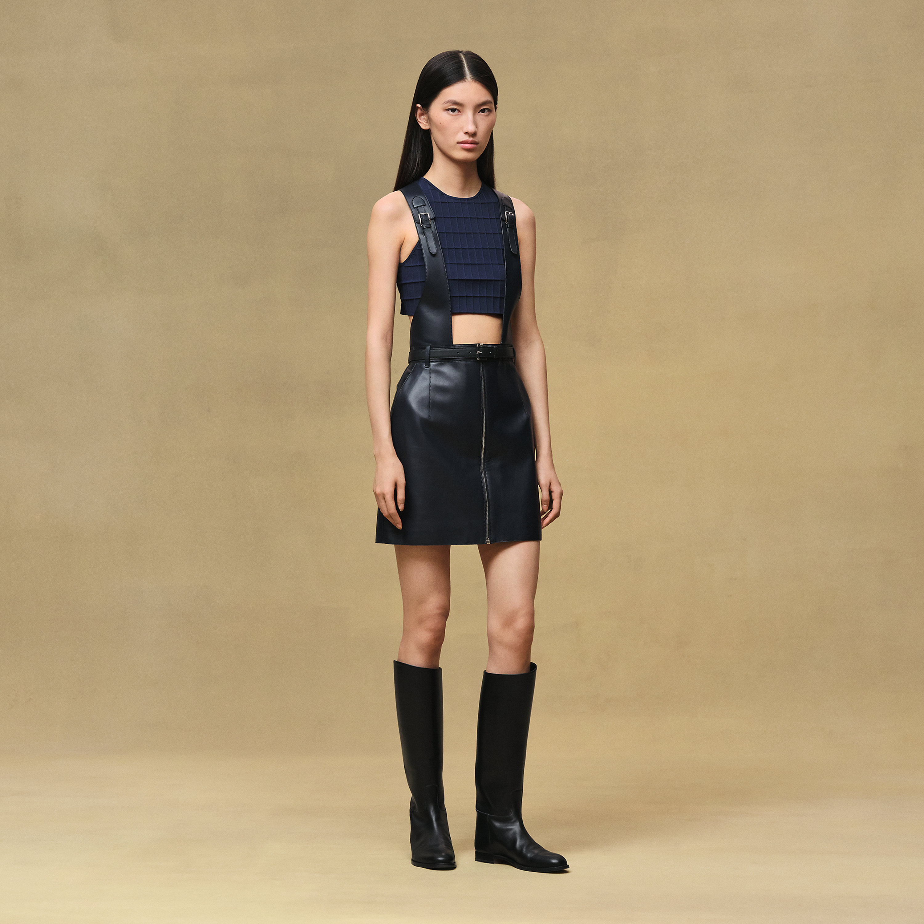Overall skirt