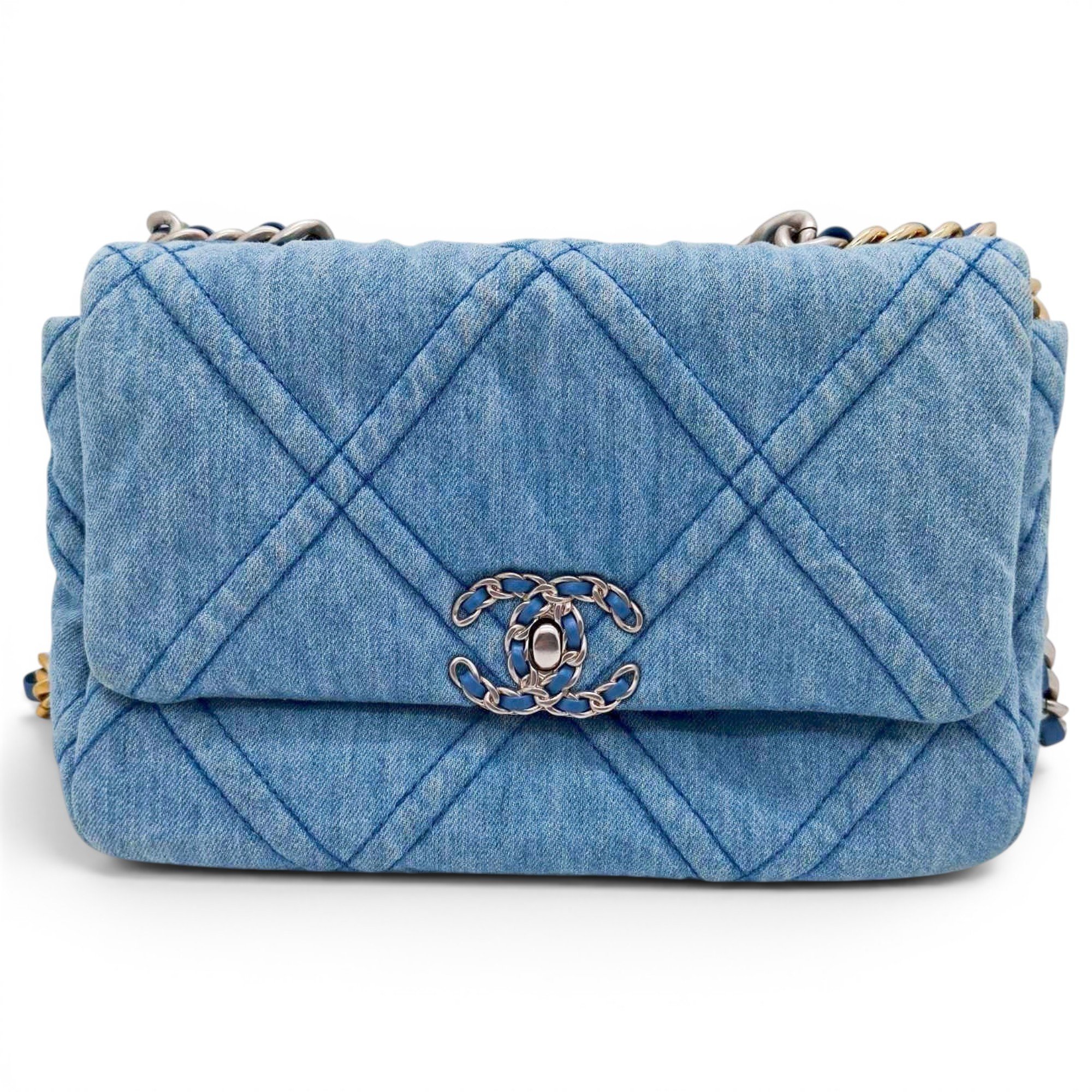 Chanel 19 handbag