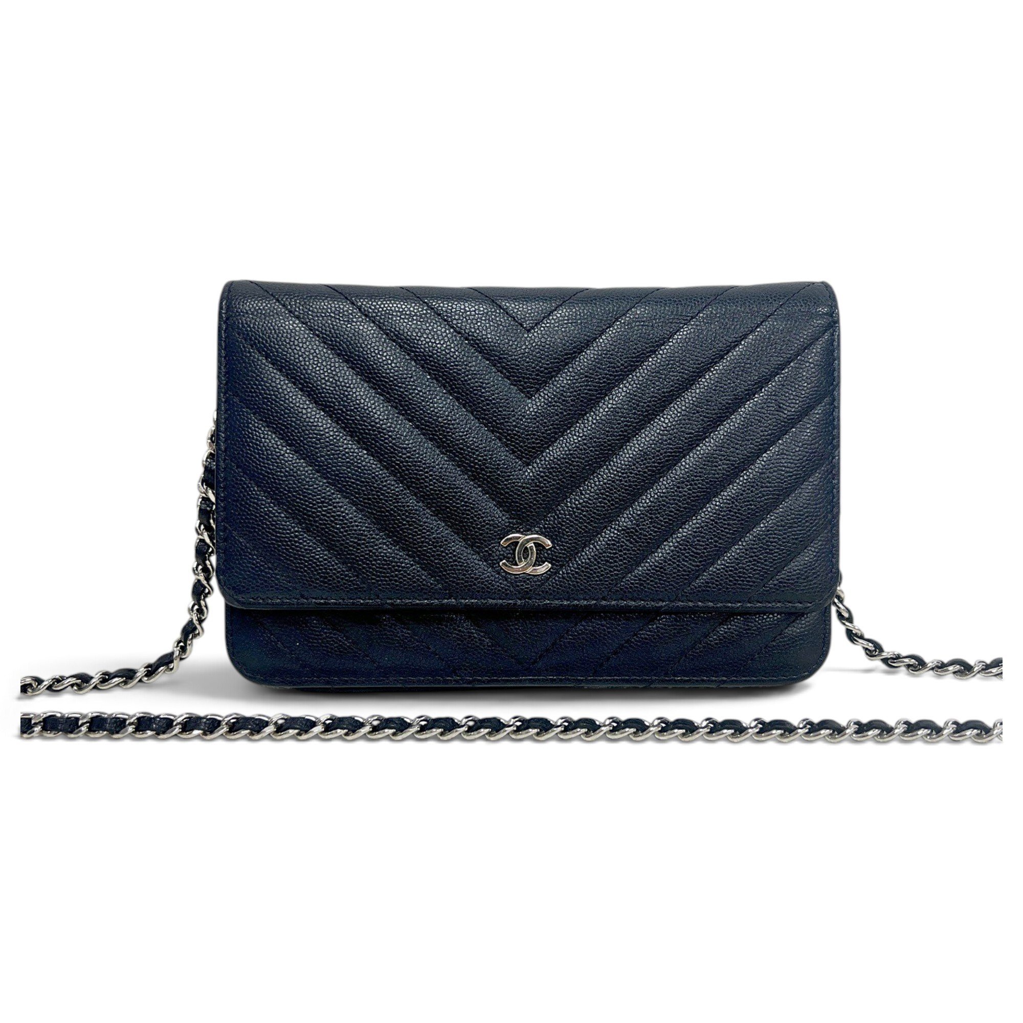 Wallet On Chain Timeless/Classique leather crossbody bag