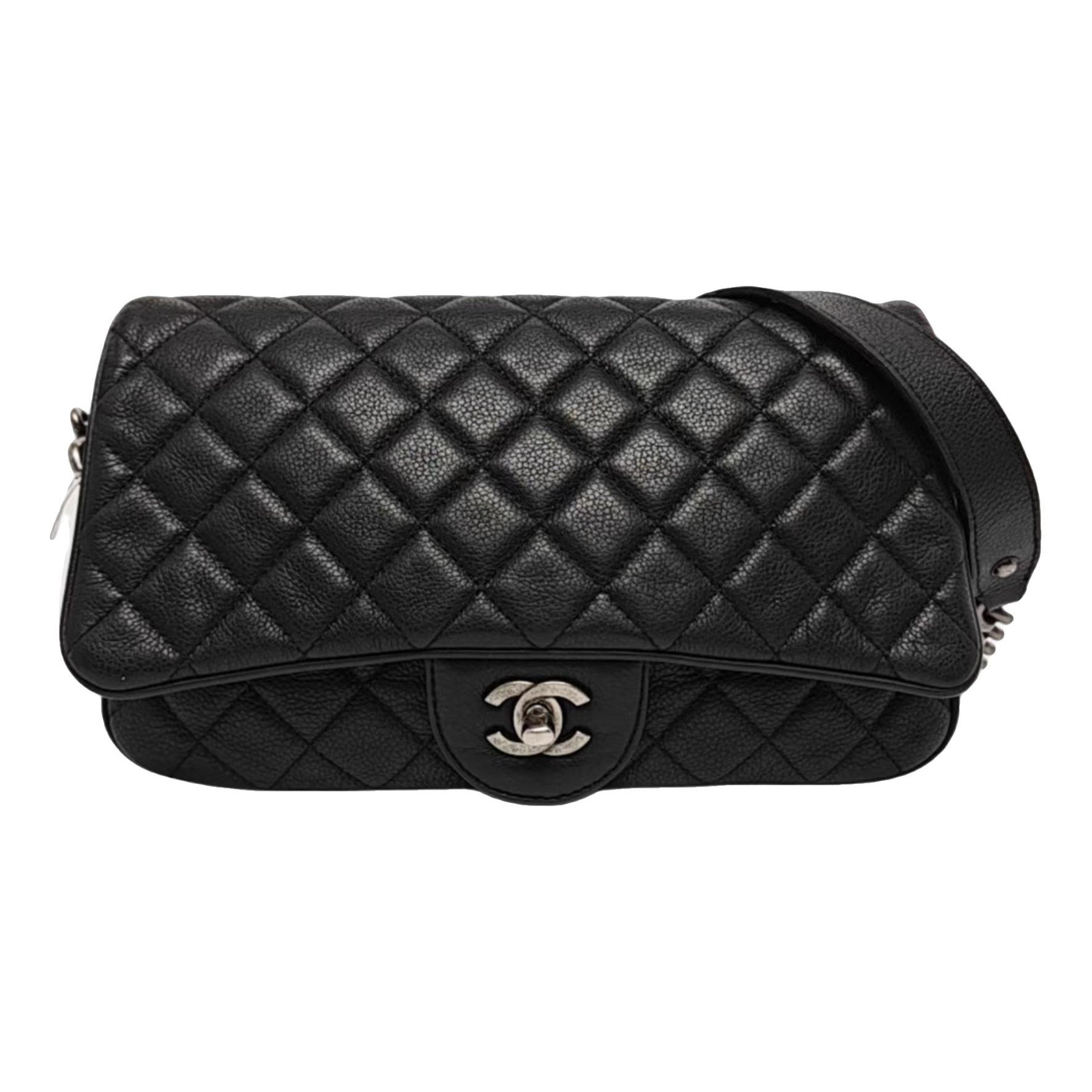 Timeless/Classique leather crossbody bag