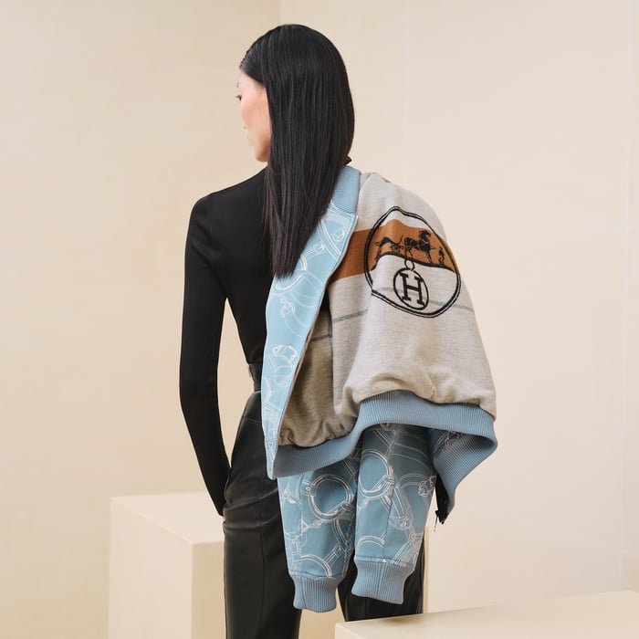 Bleu Arctique "Eperon d'Or Finesse" Bomber Jacket
