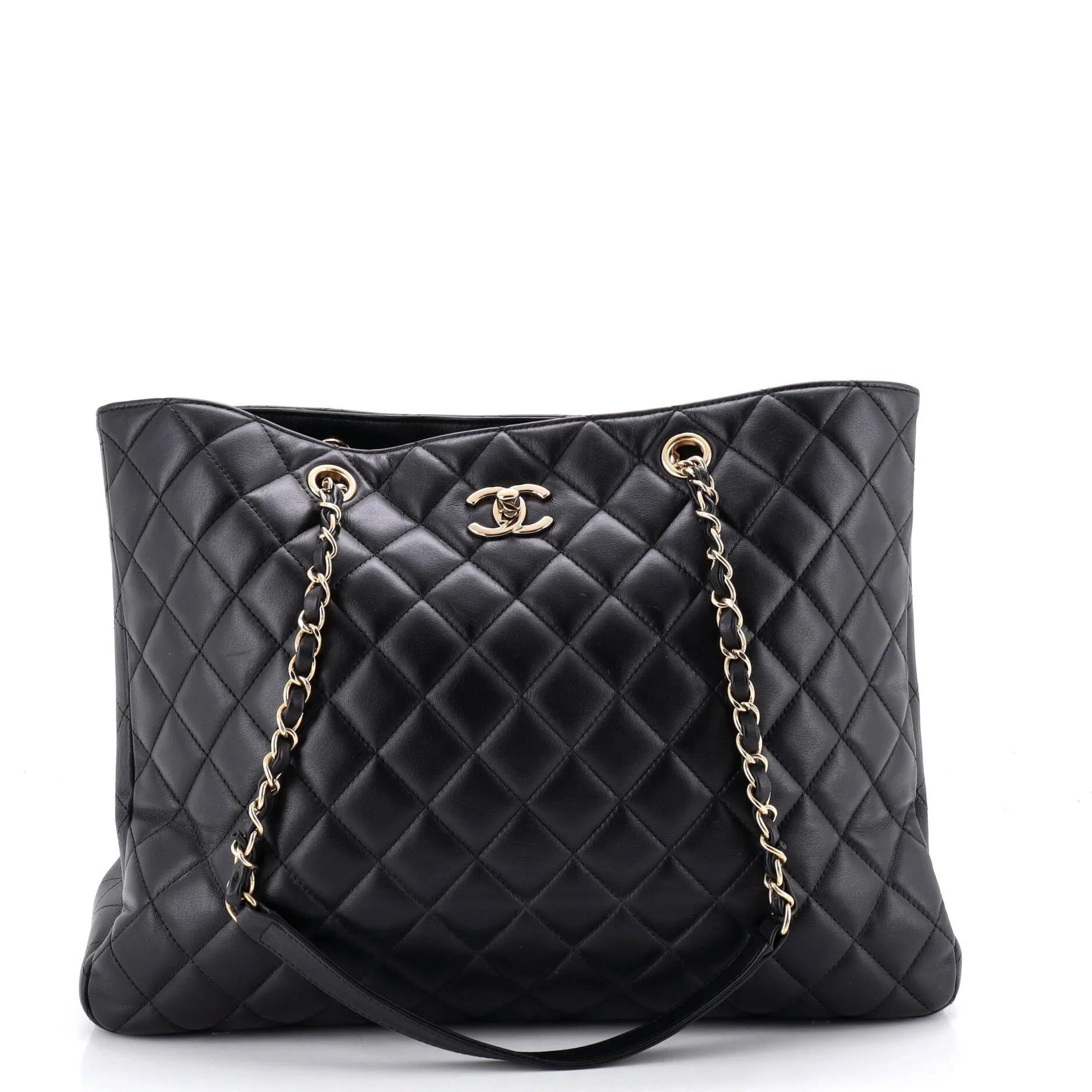 Classic CC Shopping leather tote