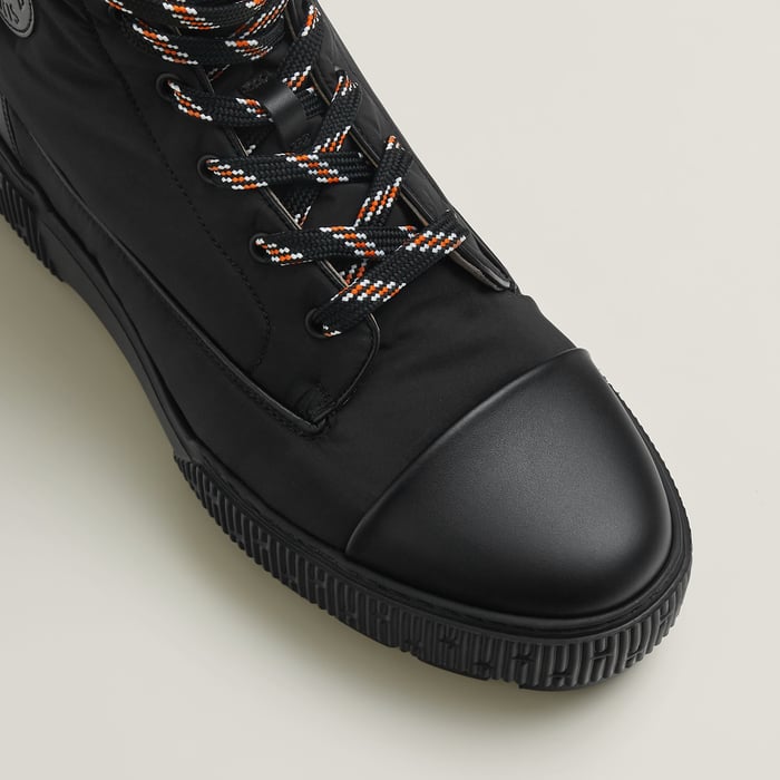 Noir Fresh Ankle Boot