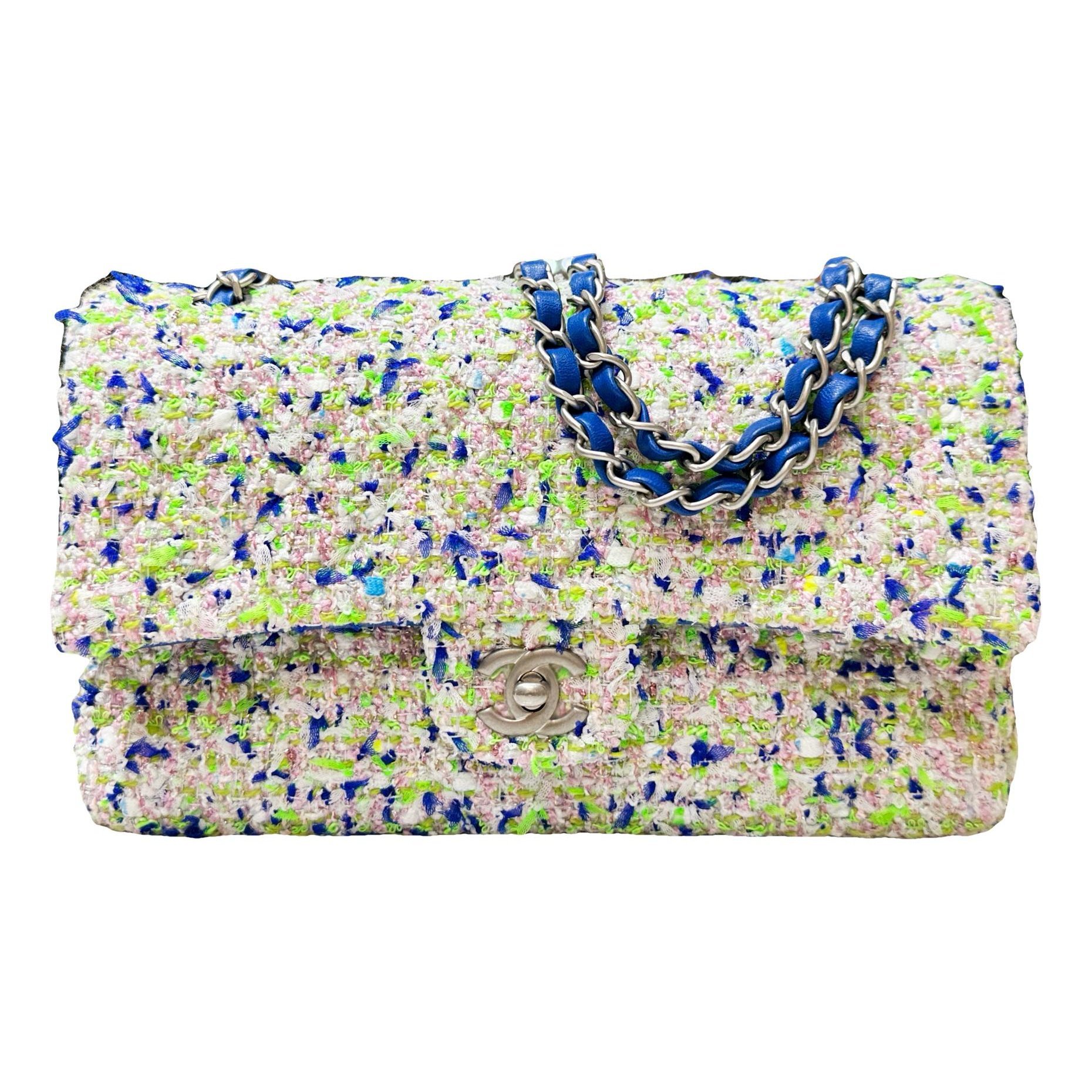 Timeless/Classique tweed crossbody bag
