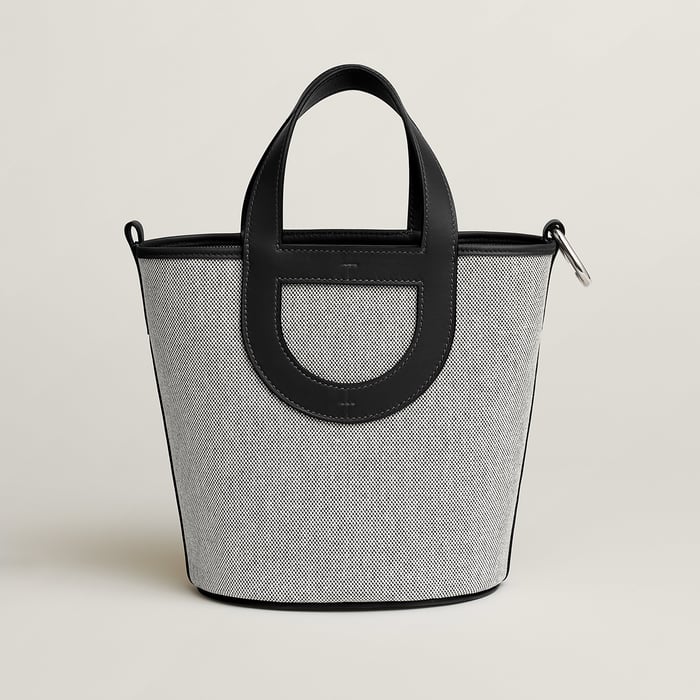 Hermès In-the-loop 18 Bag