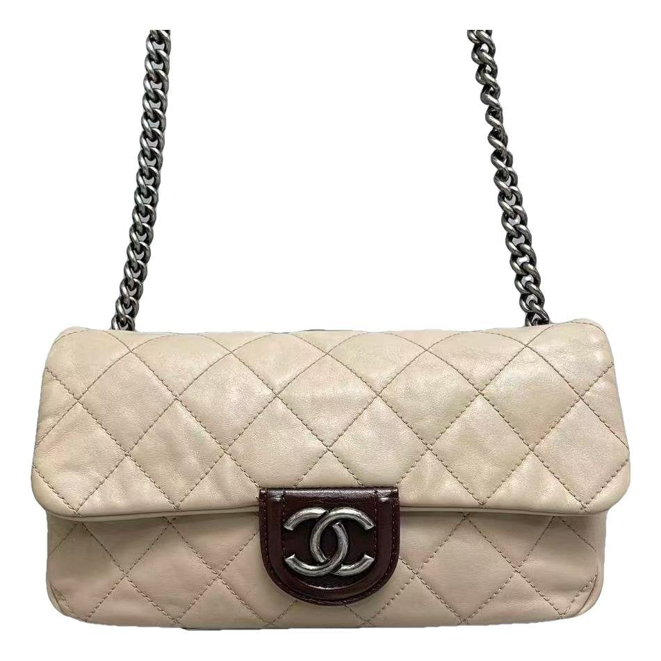 Timeless/Classique leather crossbody bag