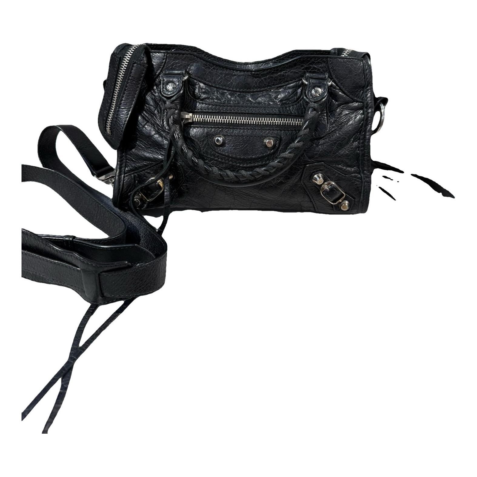 City leather handbag