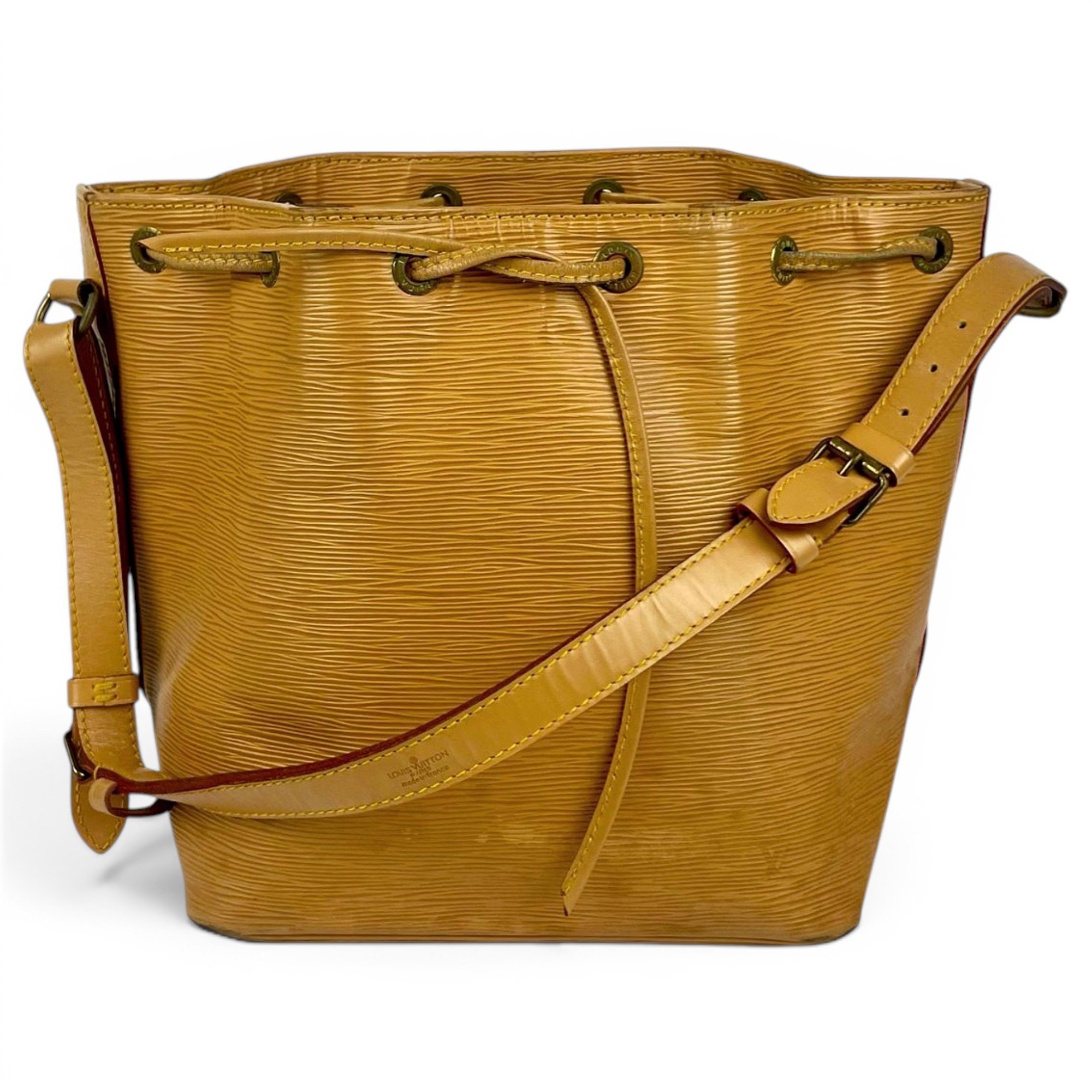 Noé leather handbag