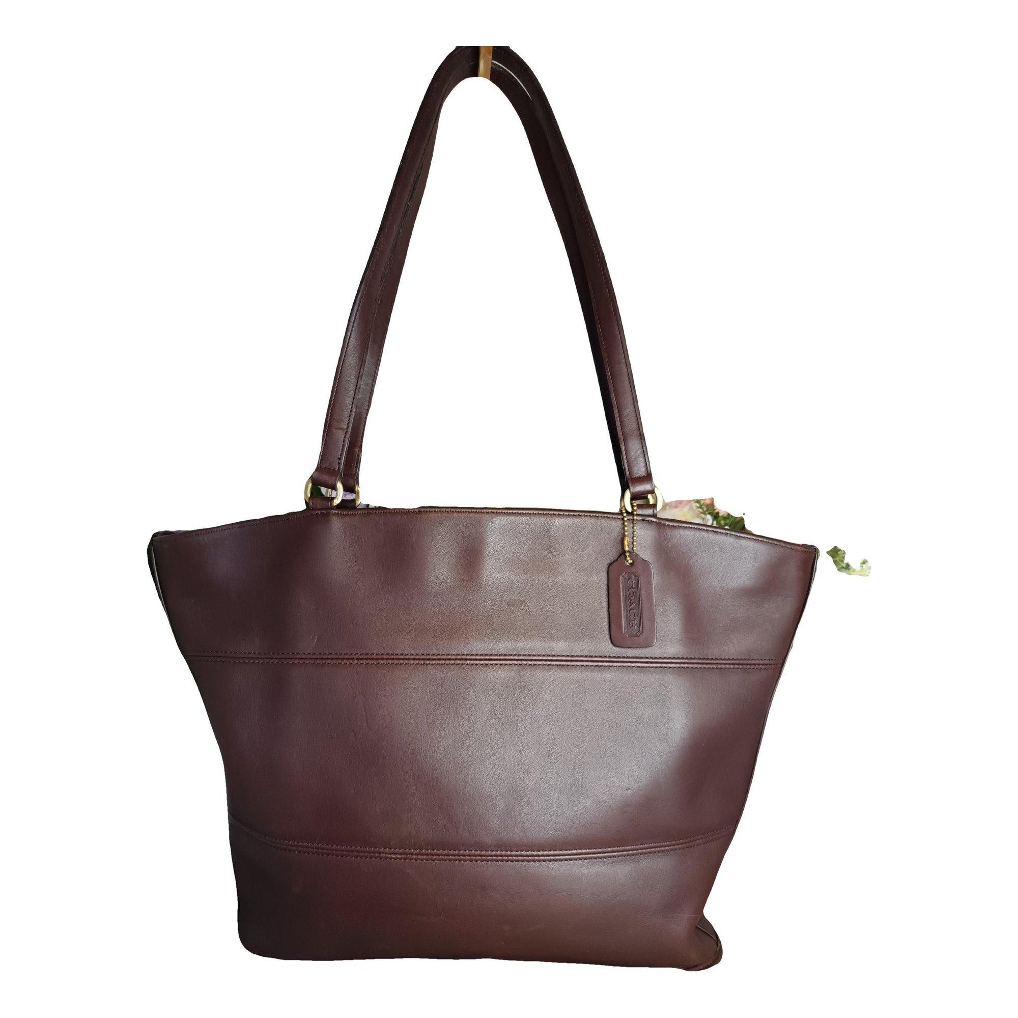Leather tote