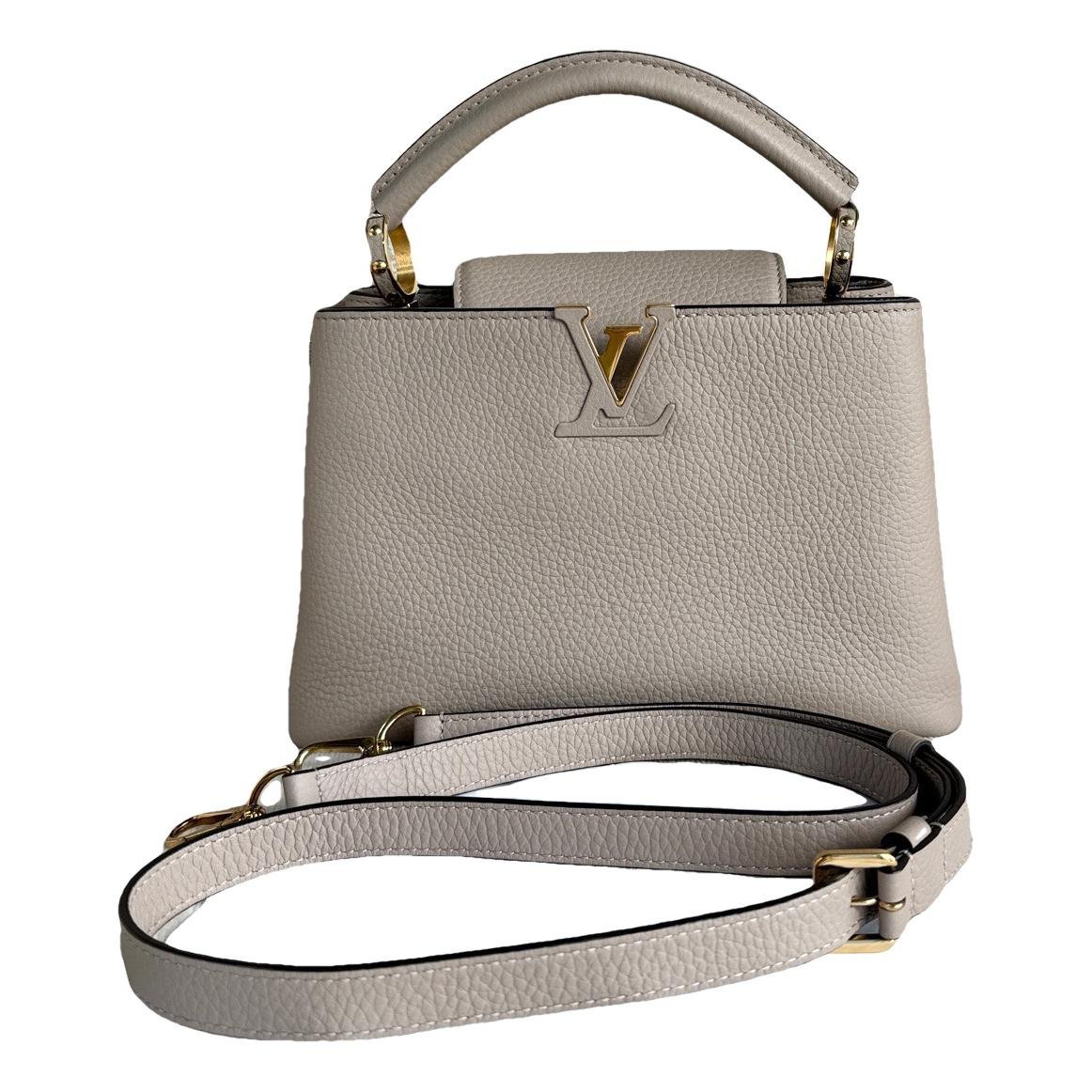 Capucines leather handbag