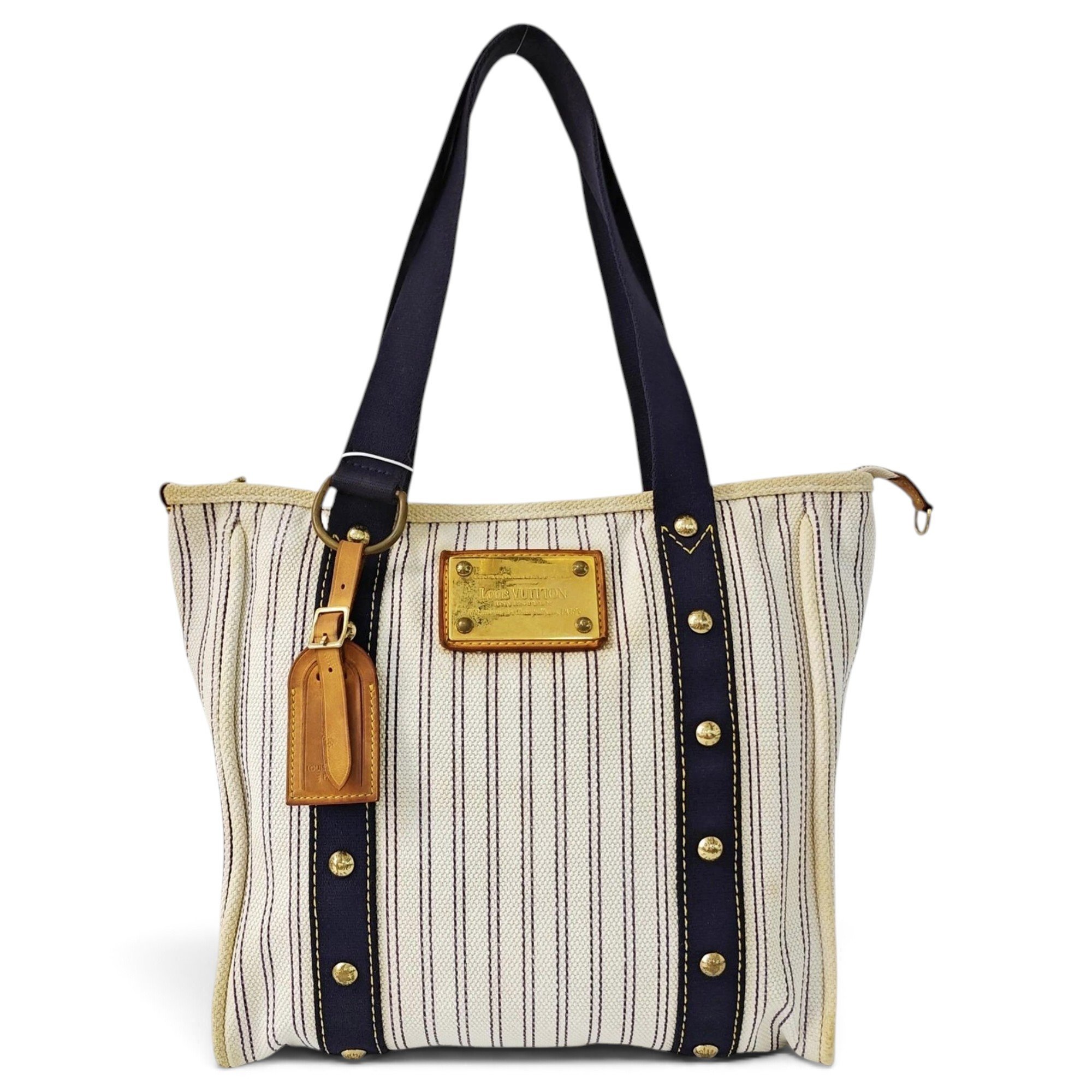 Antigua cloth handbag