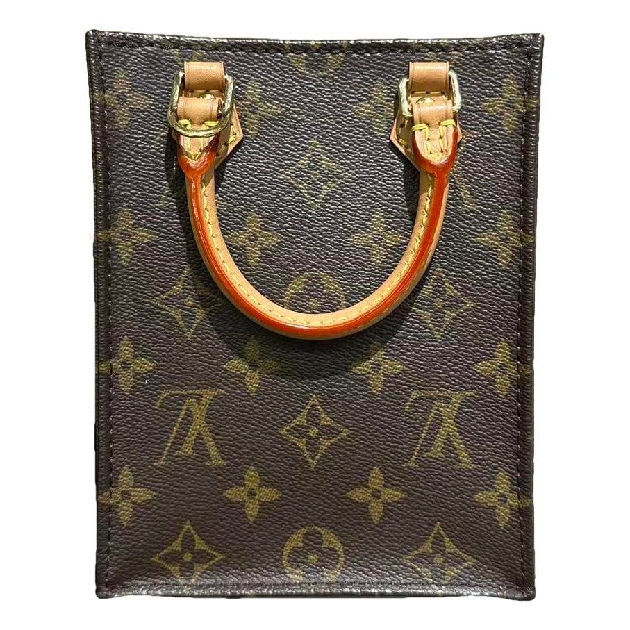 Leather clutch bag