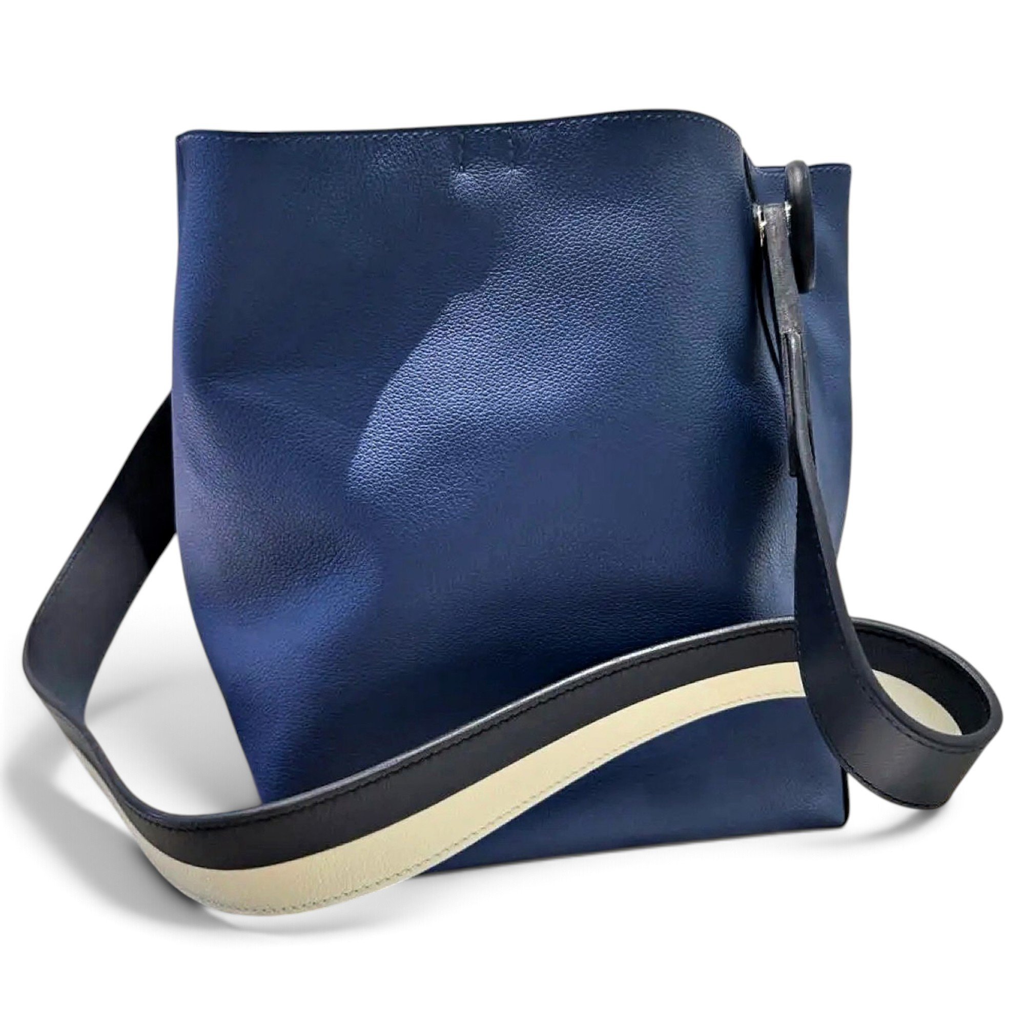 Licol leather handbag