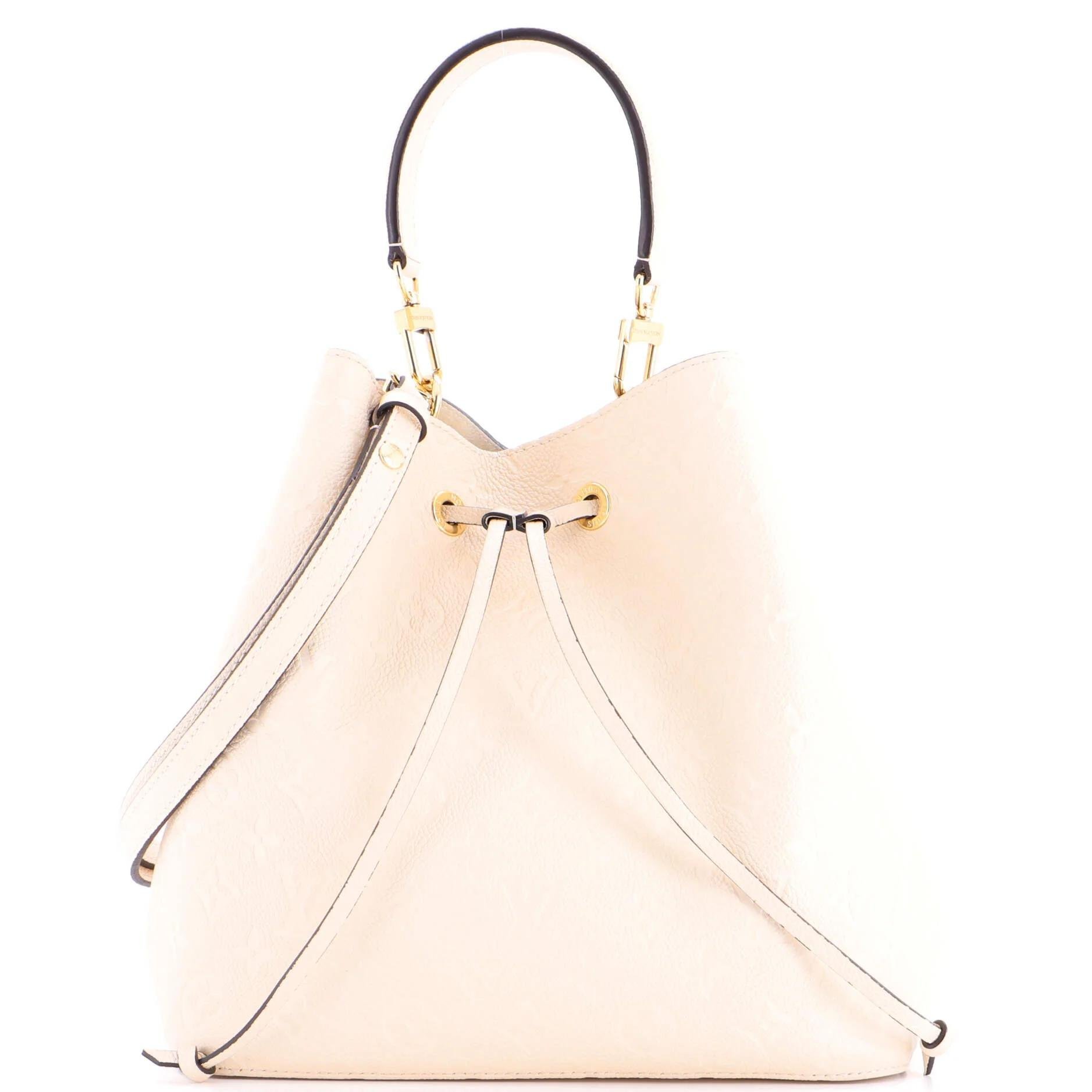 Louis Vuitton Leather handbag