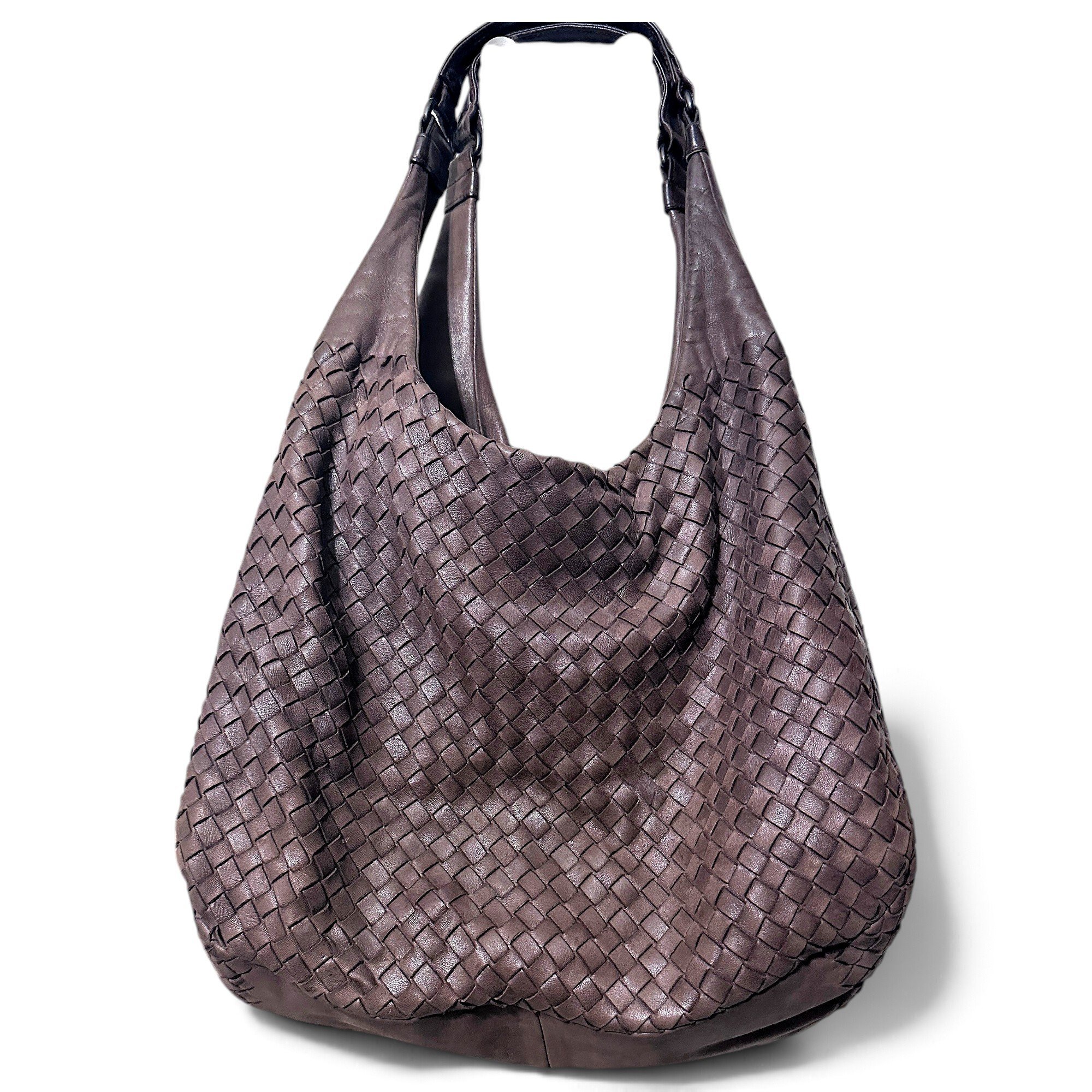 Veneta leather handbag
