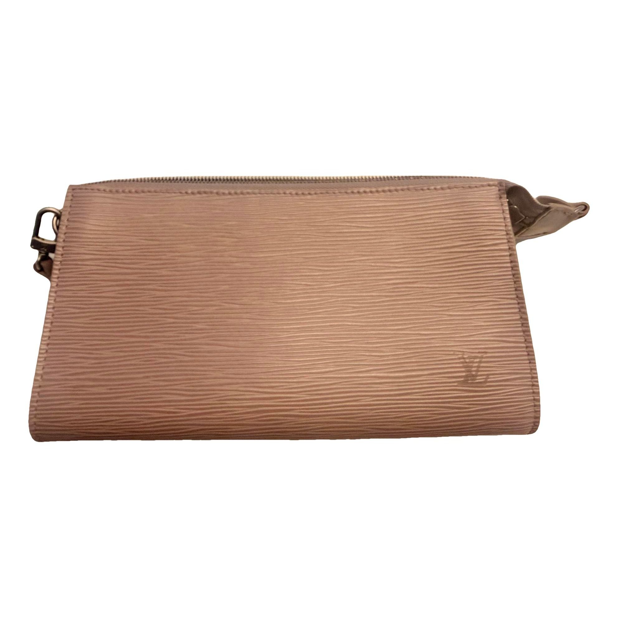 Pochette Accessoire leather bag