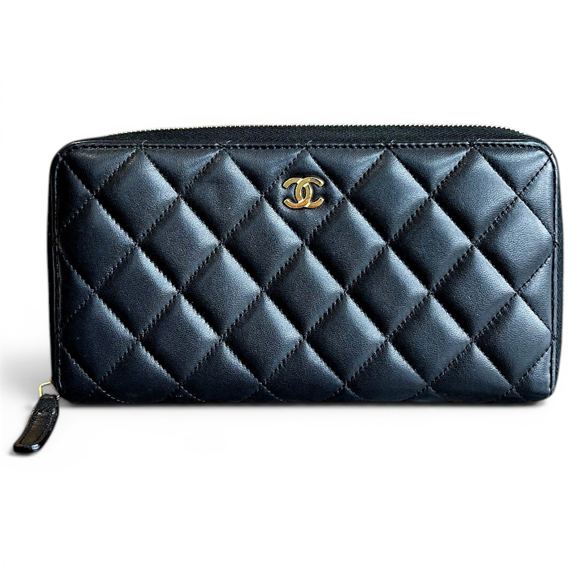 Trendy CC Bowler leather handbag