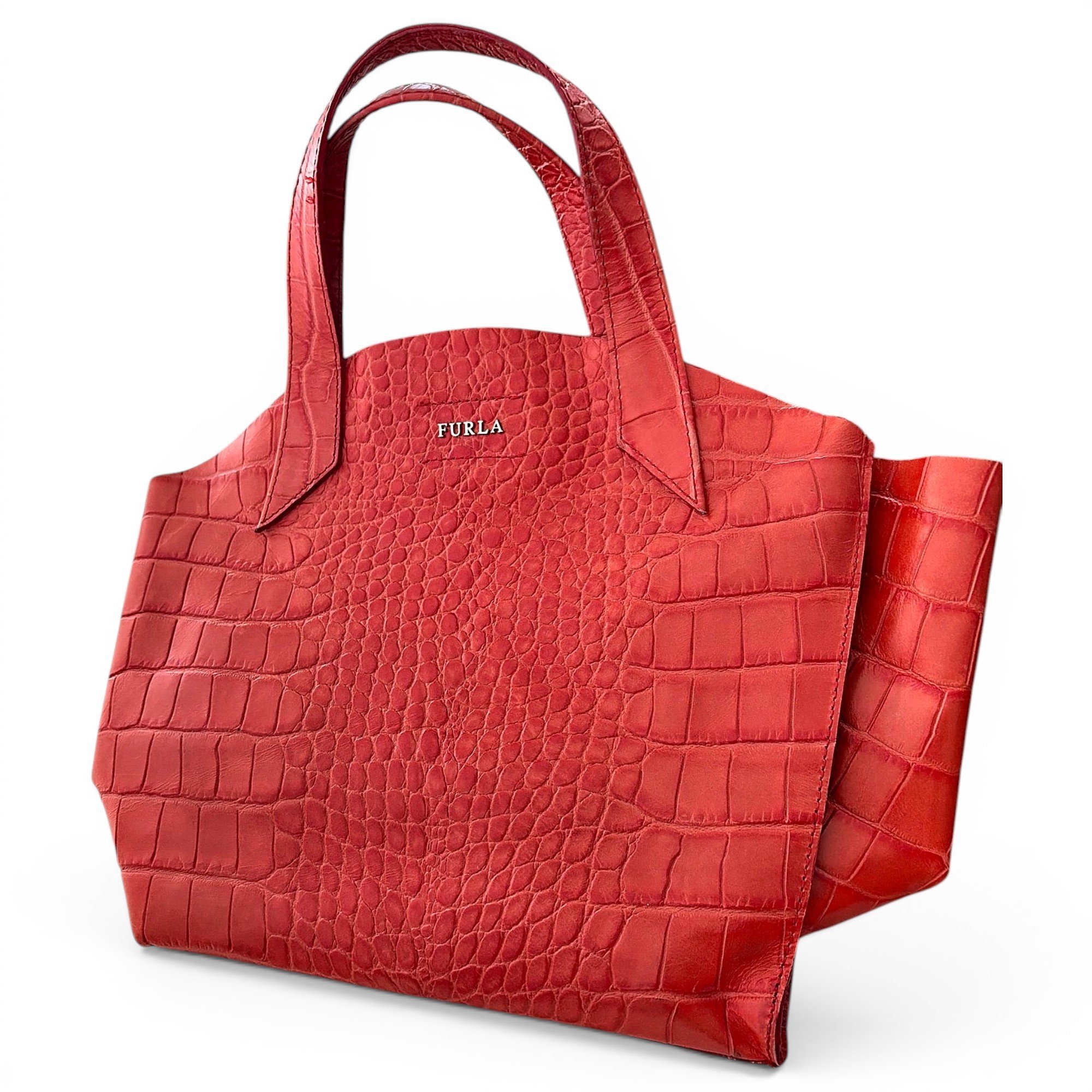 Leather tote