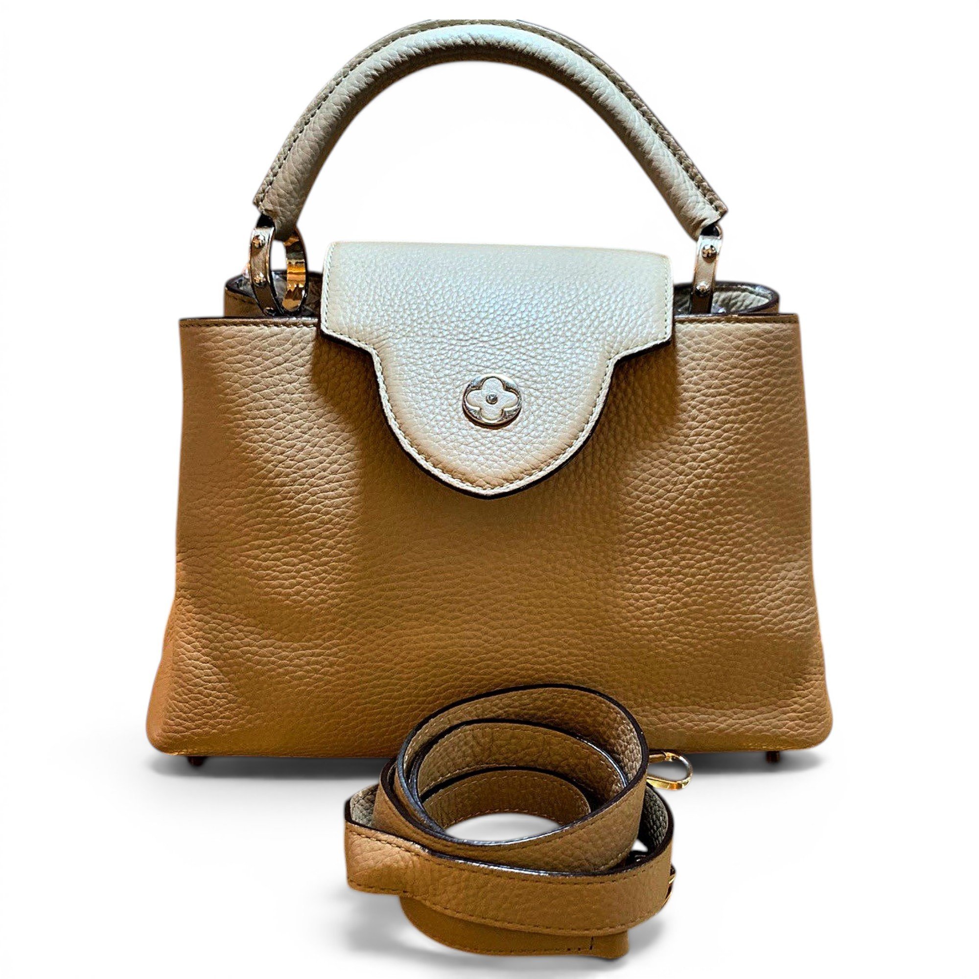 Capucines leather handbag