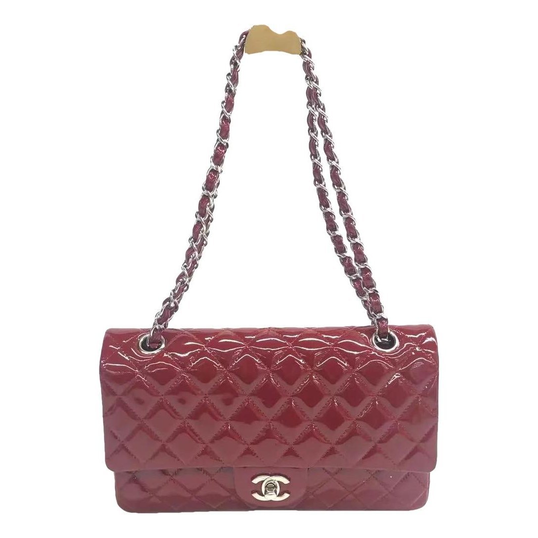 Timeless/Classique patent leather bag