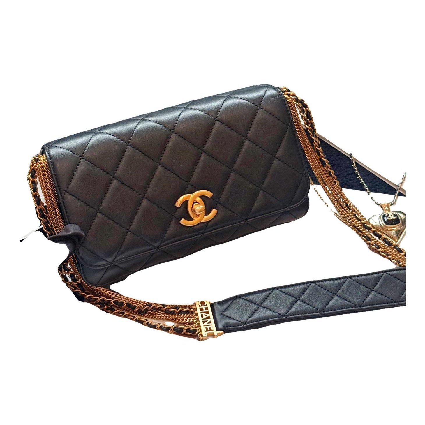 Wallet On Chain Timeless/Classique leather handbag