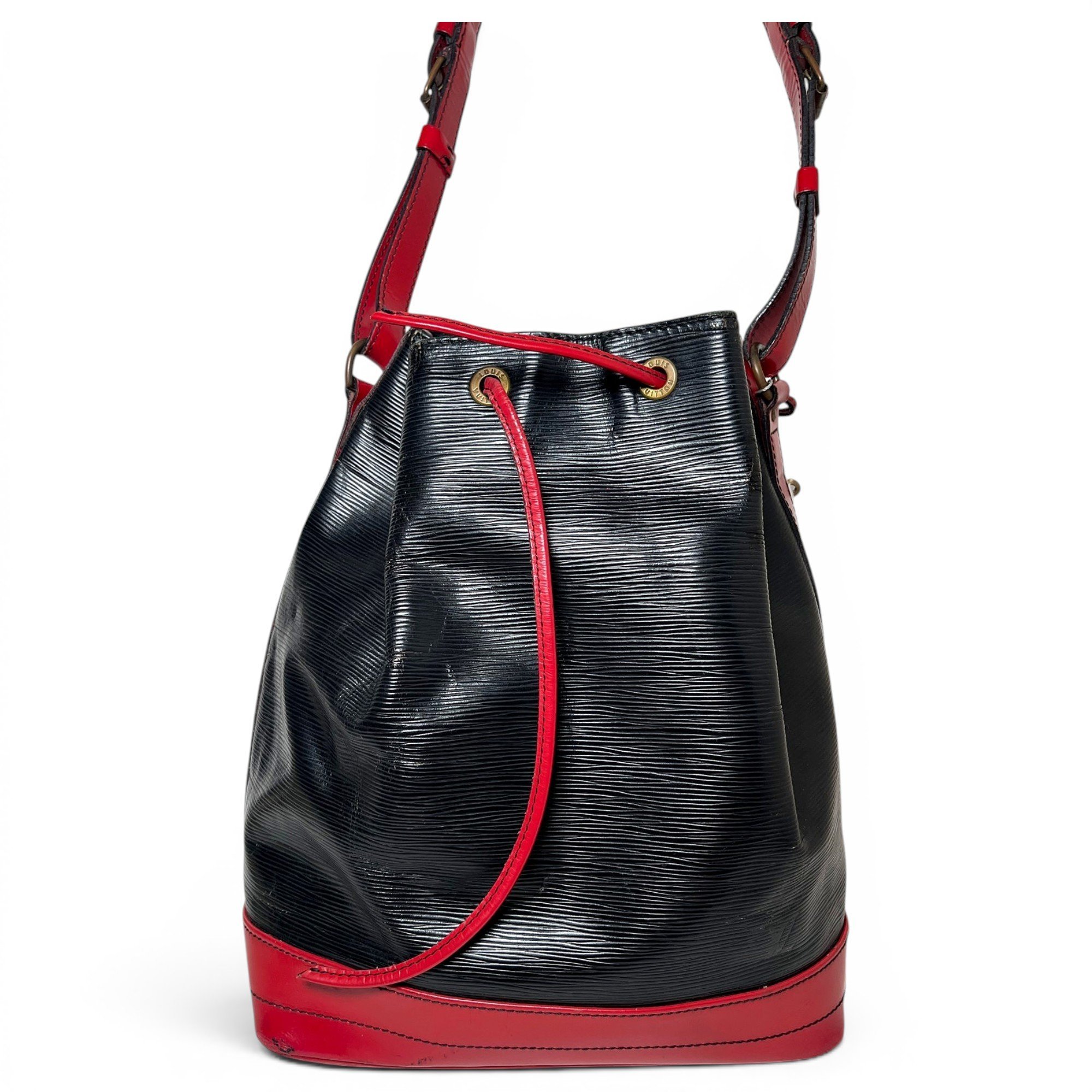 Noé leather handbag