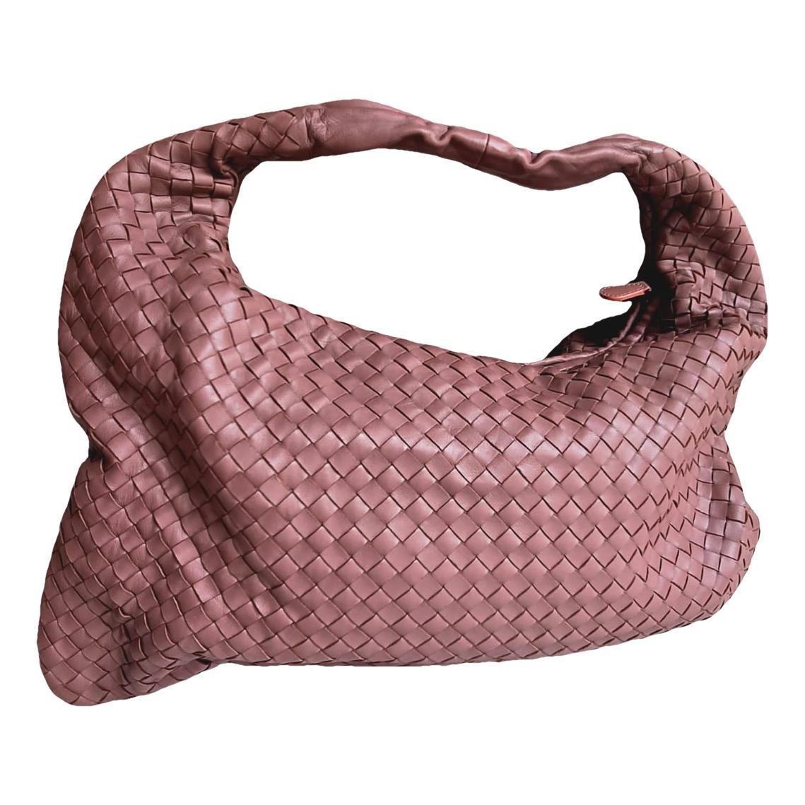 Veneta leather handbag