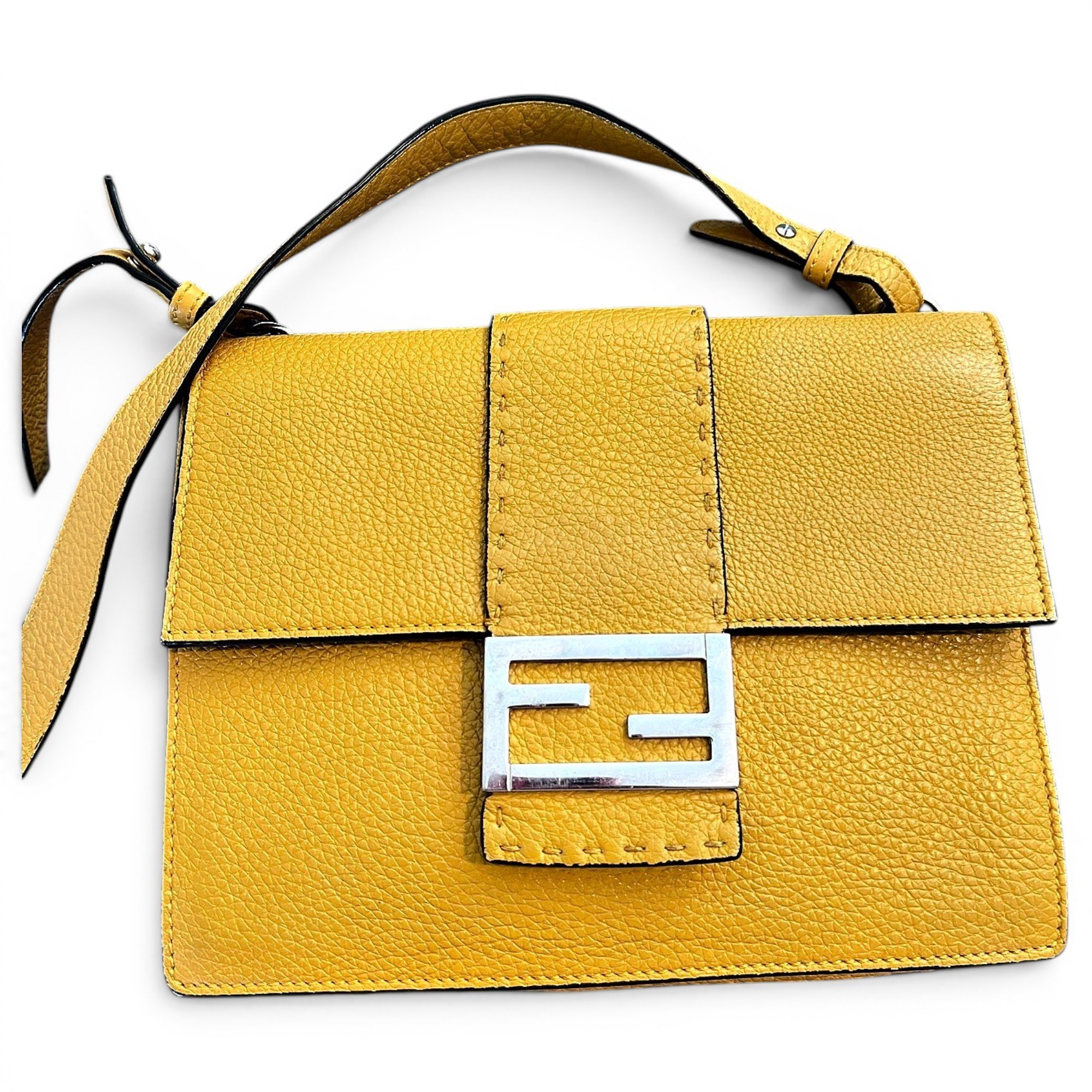 Baguette leather handbag
