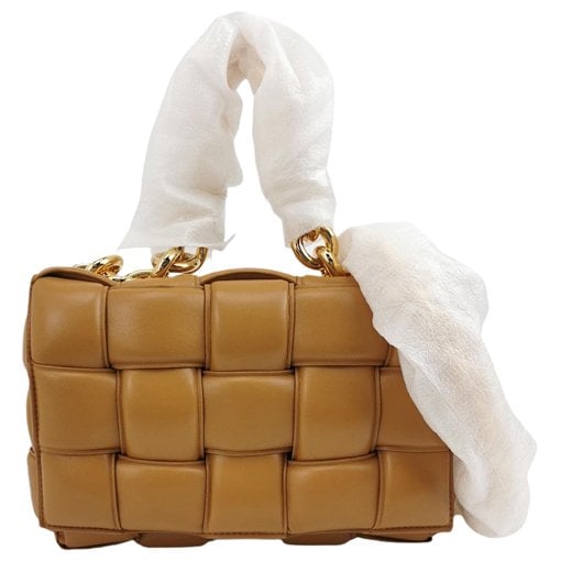 Chain Cassette leather handbag
