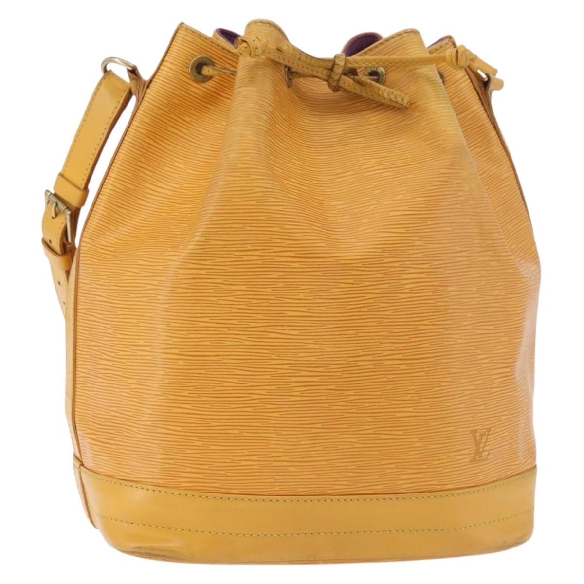 Noé leather handbag
