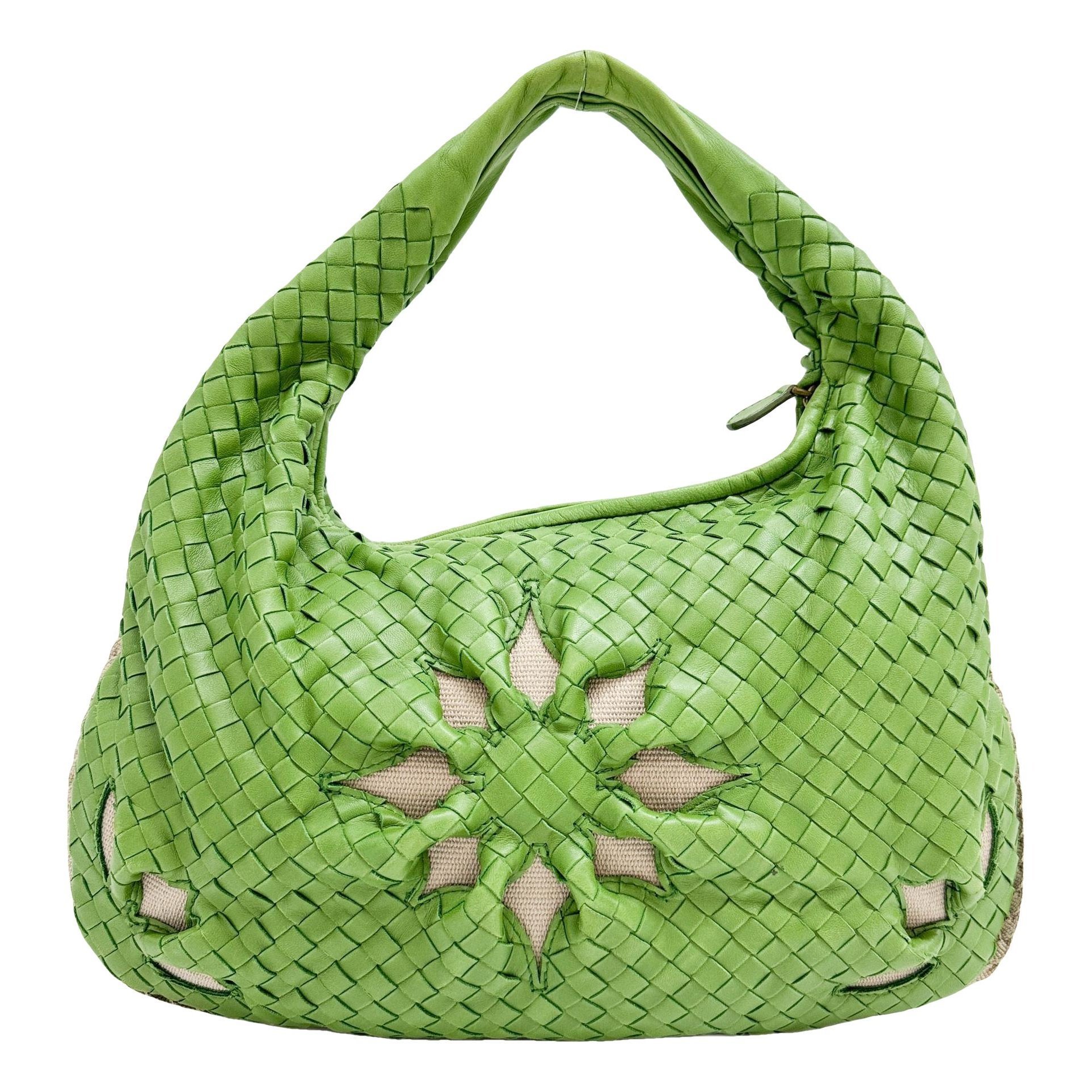 Veneta leather handbag
