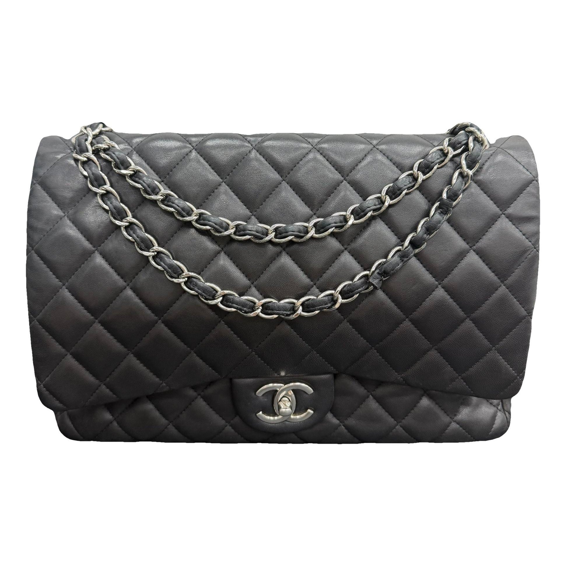 Timeless/Classique leather handbag