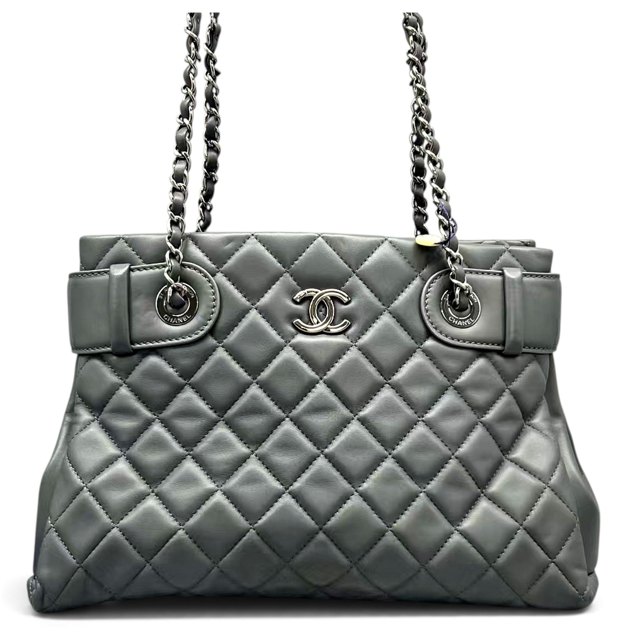 Leather tote